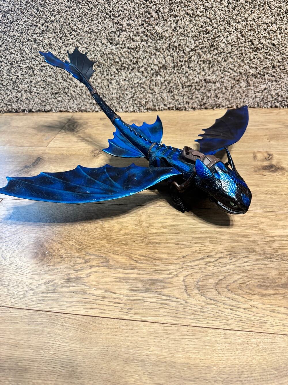 2013 Spin Master How to Train your Dragon Toothless Fire Breathing Night Fury